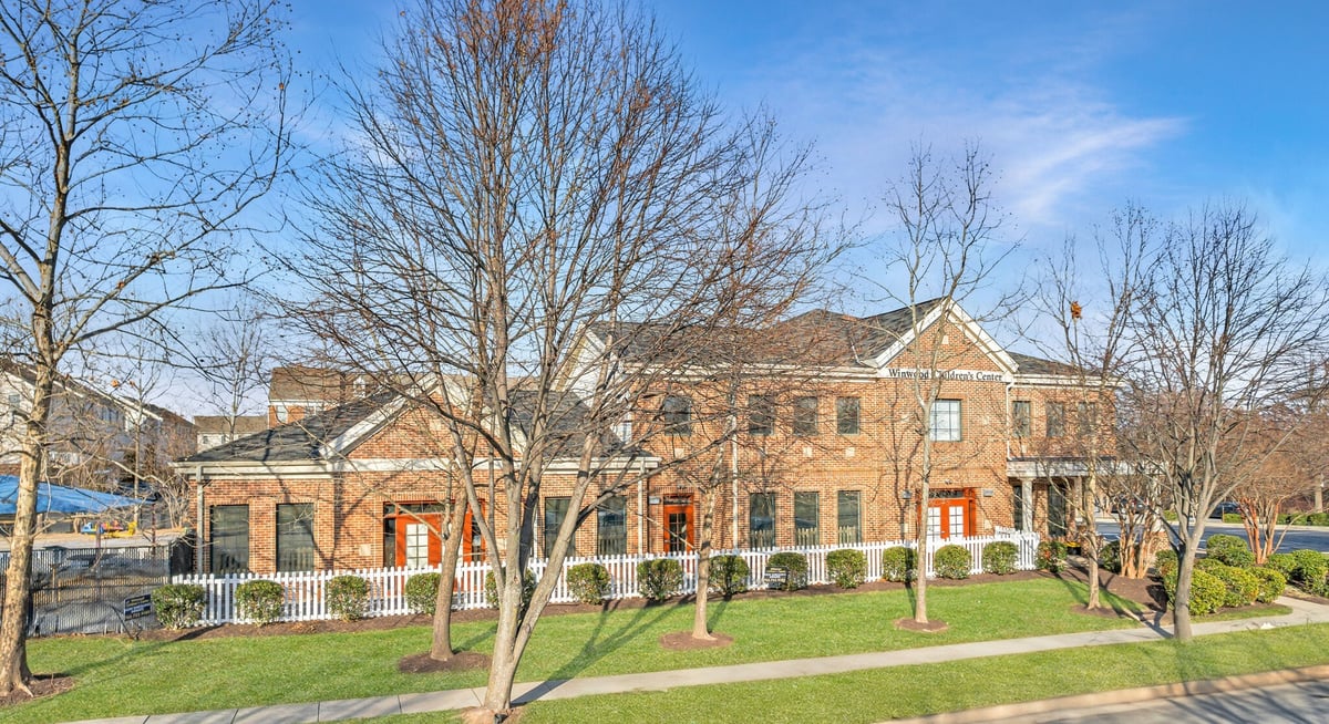 42851-Smallwood-Ter-Chantilly-VA-Building-Photo-3-LargeHighDefinition
